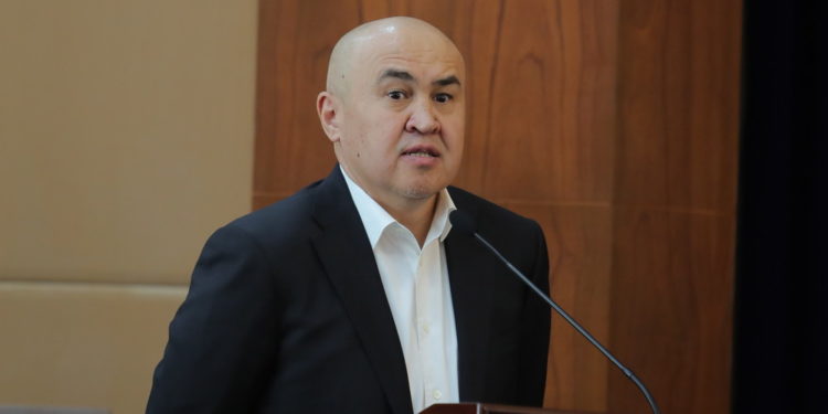 Президенттин Ысык-Көлдөгү мурдагы өкүлү Алтынбек Сулайманов кармалганы маалымдалууда