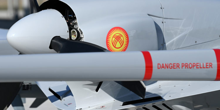 Кыргызстанга кол салган тажик тараптын 53 брондолгон техникасы менен аскердик техникасы жок кылынды