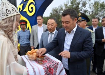 Садыр Жапаровдун Жалал-Абад облусуна болгон иш сапары аяктады