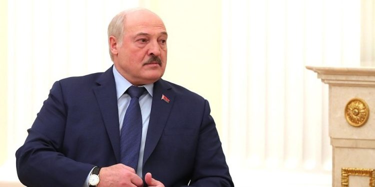 Беларуста мобилизация башталдыбы? Лукашенко маалымат берди