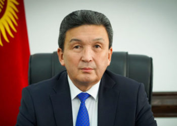 Жогорку Соттун төрагасы Замирбек Базарбеков судьяларга акыркы эскертүү кылды