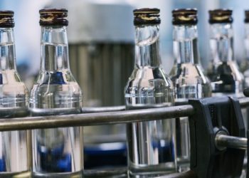 Жаныбек Изибаев алкоголдук продукцияны өндүрүү боюнча агенттиктин директору кызматынан бошотулду