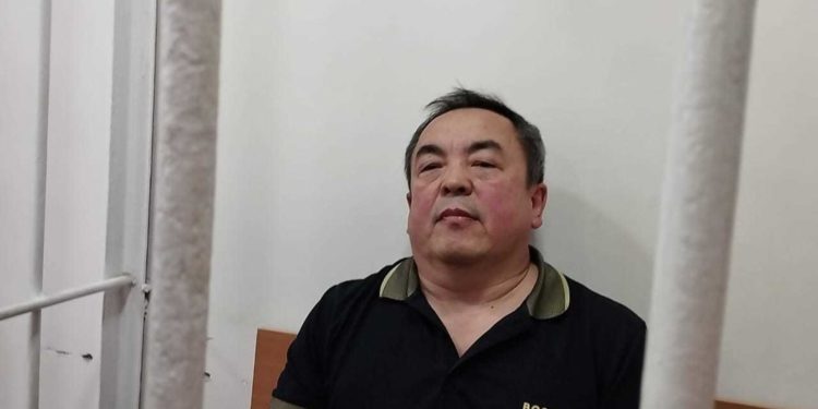 Депутат: «Теңгиз Бөлтүрүктү элге маалымат чыгарбасын деп камап жатышат»