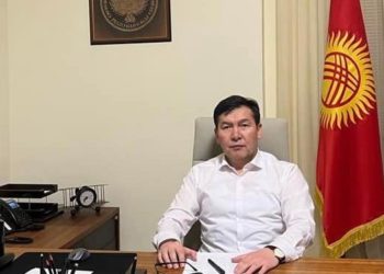 Кыргыз өлкөсүнүн Украинадагы элчиси «Эрдик» медалы менен сыйланды