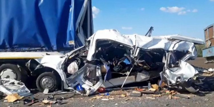 Орусиядагы 16 адамдын өмүрүн алган жол кырсык. Жабыркагандардын бири ооруканадан чыкты