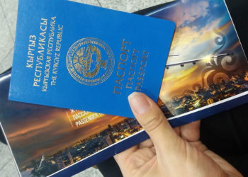 «90 миң сомго чейин». Орусиядагы мобилизациядан улам Москвадан Бишкекке билет баасы кымбаттады