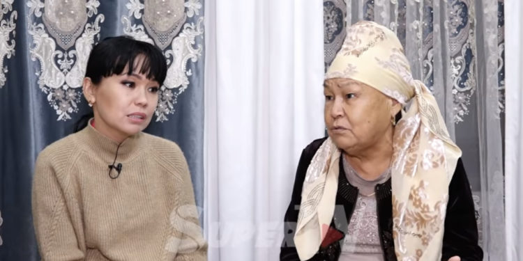 Клара Алибекованын апасы көз жумду