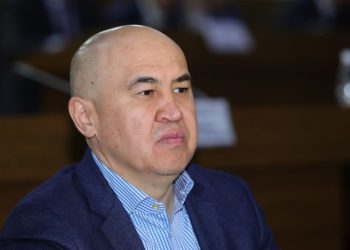 Алтынбек Сулайманов Ысык-Көл облус башчылыгынан бошотулду. Президент кол койду