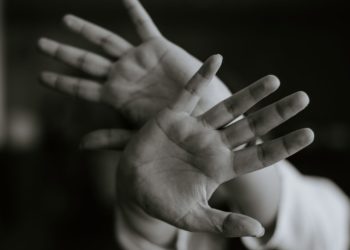 Кадамжайда өлтүрүлгөн кыз. Айыл өкмөт башчы: «Шектүүлөрдүн бири жакында Орусиядан келген, үй-бүлөсү бар»