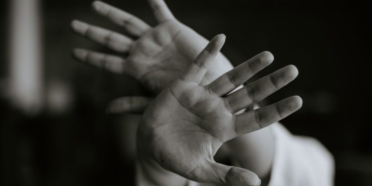 Кадамжайда өлтүрүлгөн кыз. Айыл өкмөт башчы: «Шектүүлөрдүн бири жакында Орусиядан келген, үй-бүлөсү бар»