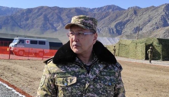 Өзгөчө кырдаалдар министри Бообек Ажикеев Баткенге барды