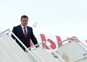 «Жогорку деңгээлдеги жолугушууларды өткөрөт». Садыр Жапаров Нью-Йорк шаарына барды