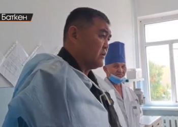 Камчыбек Ташиев кыргыз-тажик чек арасындагы атышууда жаракат алгандарга барды