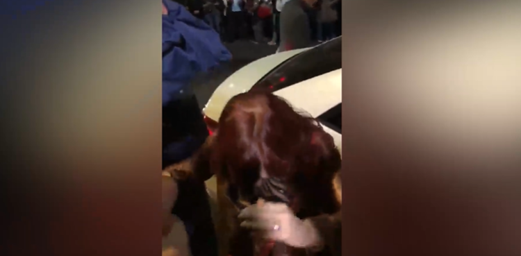 «Тапанчадан ок чыкпай калган». Аргентинанын вице-президентин атууга аракет кылгандагы видео тарады