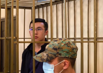 Бишкек шаардык сотунда Ырыс Жекшеналиевдин бөгөт чарасы каралып жатат