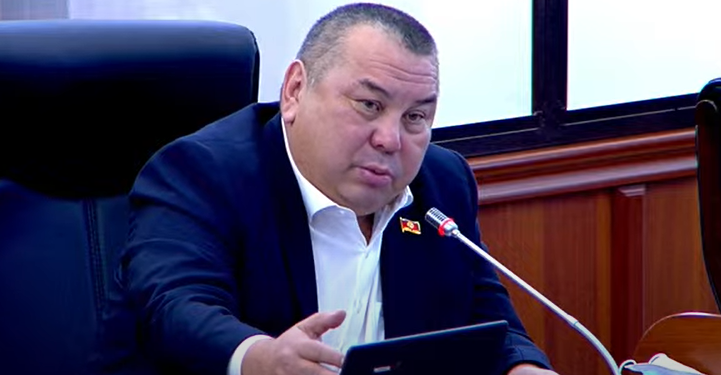 Депутат: «Жогорку Кеңеш Баткенге бөлгөн 500 миллион сом каякта?»