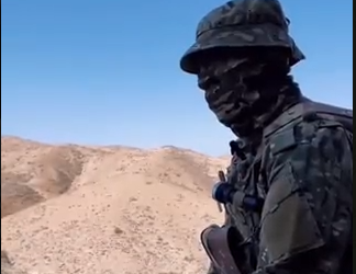 «Сүйүктүү кызым менен 8 жылдан бери сүйлөшөм». Блогер «Бөрү» жоокерлери сүйлөп берген видеону бөлүштү