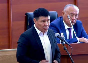 Тазабек Икрамов Акылбек Жапаровдон качан отчёт берерин сурады