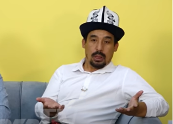 Манасчы Рысбай Исаков: «Дөөлөт Сыдыков эмне себептен сыртта жүрөт, качан келет ал өзүнүн жеке маселеси»