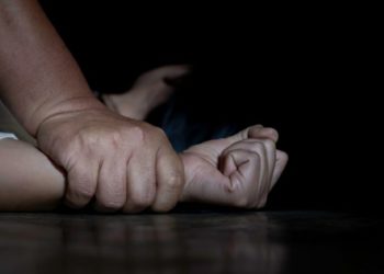 Бишкекте кызды зордуктоого шектелген Улуттук гвардиянын эки аскери камакта калтырылды