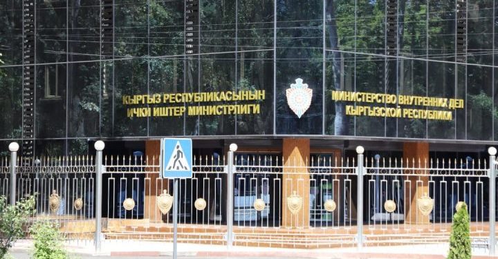 ИИМ: «Тажикстандын кол салуусунан жоокер жабыркады деп акча чогулткан шылуундар болуп жатат»