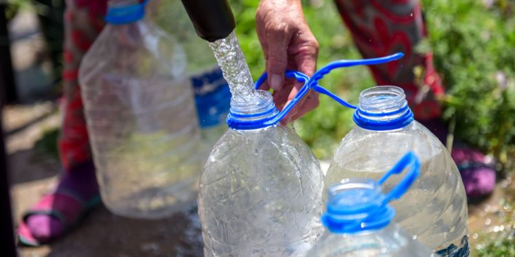 Депутат: «Ош шаарында таза суу токтоп каларына эл көнүп да калыптыр»