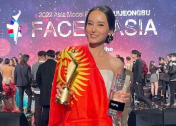 Кыргыз кызы тарыхта биринчи жолу Азиянын эң ири модель фестивалында башкы сыйлыкты алды