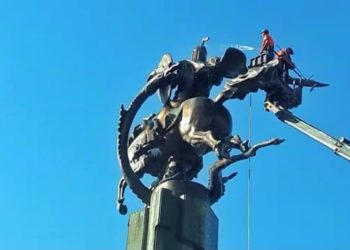 Бишкекте эстеликтер жуулуп жатат