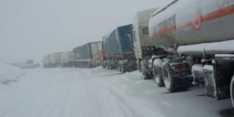 «Сосновка» жана «Арал» өтмөктөрүндө киргизилген чектөө алынды