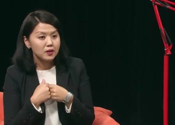 Кемпир-Абад: Акыйкатчы Атыр Абдрахматова спикер Нурлан Шакиевге ыраазычылык билдирди