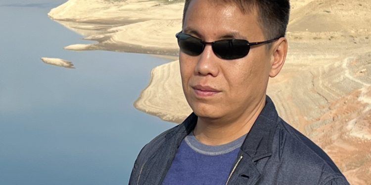 Депутат Бекешев Кемпир-Абад маселеси боюнча: «Мен эч качан элге каршы болбойм»