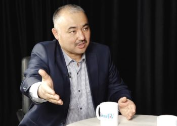 Нурланбек Шакиев Жогорку Кеңештин төрагасы болуп шайланды