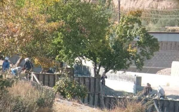 Чек ара кызматы: «Тажик аскерлери чек арага техника жана ок-дары ташып, жалданмаларды даярдоодо»