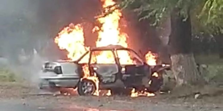 Таласта унаада өрттөнгөн жубайлар. Кырсыктын видеосу тарады