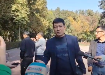 Бишкекте сөз эркиндиги үчүн жөө жүрүш өтүп жатат (видео)