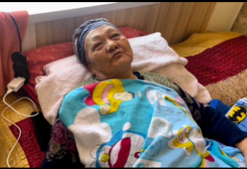 «Жол кырсыктын кесепетинен коляскада отуруп калдым» дейт акыйкат издеген аял