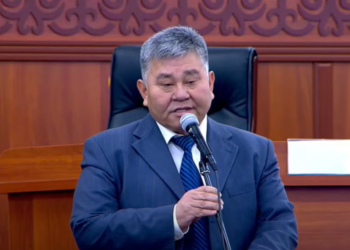 «Мекенчил» тобунун лидери: «Айдарбеков жоопкерчиликтен качып жатат»