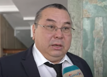 Балбак Түлөбаев: «Чыңгыз Айдарбековдун ордунда болсом, күн тартипке коймок эмесмин»