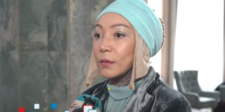 Депутат Динара Ашимова: «Чыңгыз Айдарбековдун ордунда болсом, жыйын өткөрмөк эмесмин»