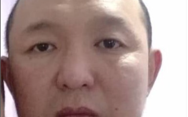 Бишкекте аял жарым жыл мурда үйүнөн чыгып кеткен бойдон дайынсыз болуп жаткан күйөөсүн издеп жатат