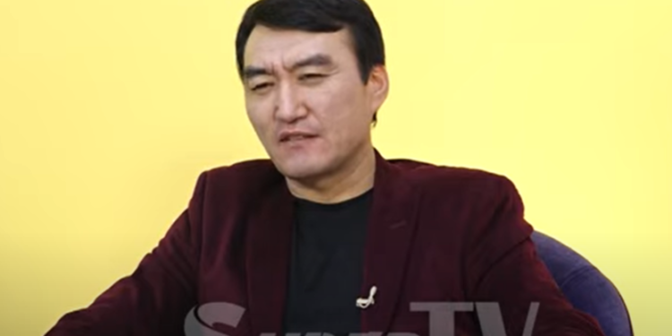 Гүлжигит Сатыбеков «ушул ырды ырдап, деңгээлин түшүрбөй эле койсо болмок» дегендерге жооп берди