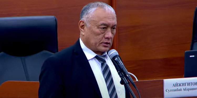 Депутат: «Баткенде үй сатылат деген жарнама көбөйдү. Көзөмөлгө албаса, ал жерде эч ким калбайт»