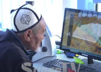 85 жашында студент болгон Мамат Кулматов: «Менин неберем менен тең мугалимдер бар. Алар менден тартынышат»