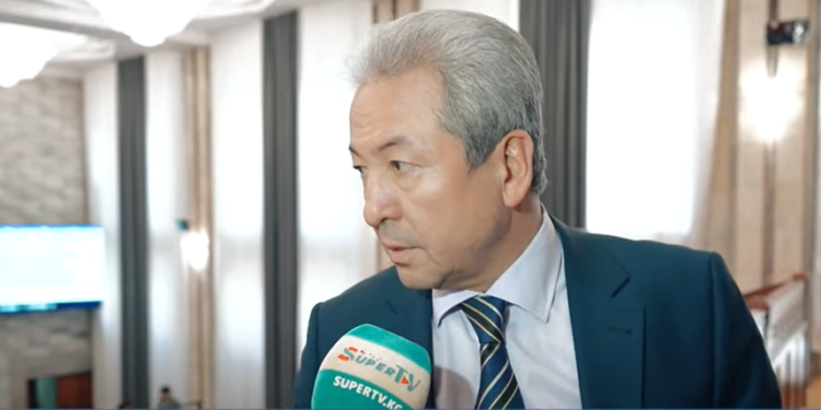 Адахан Мадумаров Кемпир-Абад боюнча: «Маалыматты жаап-жашырып, кырдаалды курчутуунун кажети жок»