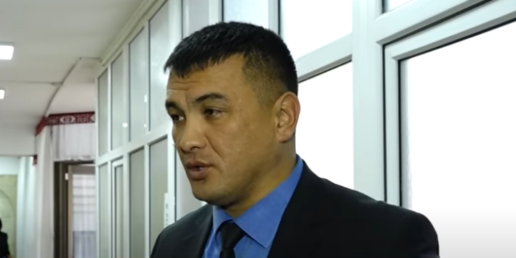 Депутат Кемпир-Абад боюнча: «Биз тиешелүү документти көргөндөн кийин чечим кабыл алышыбыз керек»