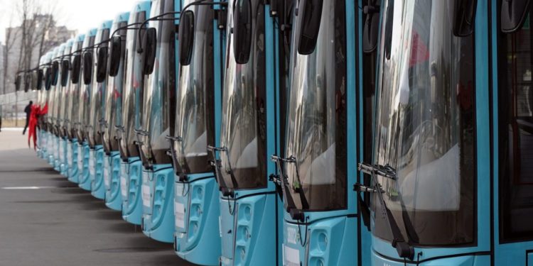 Бишкекке алып келинген 120 автобус. Мэрия айдоочуларды издеп жатат