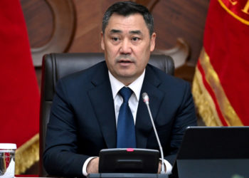 Садыр Жапаров коррупция боюнча: «Ким эмне менен дем алып, кантип байып жатканын кыраакы эл жакшы билет»