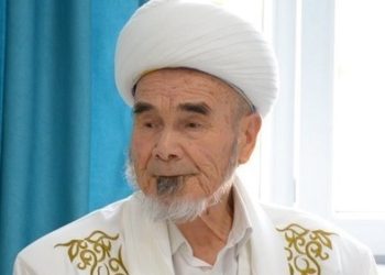Кыргызстандын туңгуч муфтийи Кимсанбай Абдурахманов көз жумду