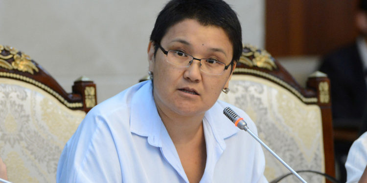 Рита Карасартова СИЗО-1 боюнча: «Бир бөлмө 10 адамга ылайыкташкан. Тамагы да, дааратканасы да ошол жерде»