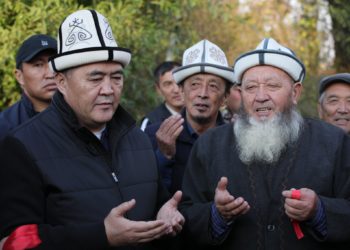 Камчыбек Ташиевдин өз каражатынан дагы 1,5 чакырым жолго асфальт төшөлдү